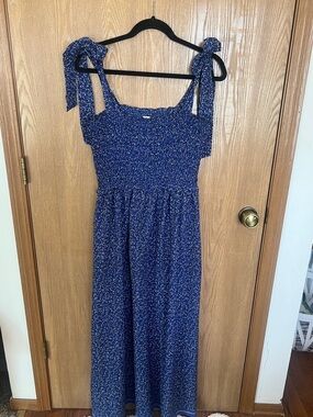 Max Studio Blue Tie-Shoulder Maxi Dress with Smocked Bodice